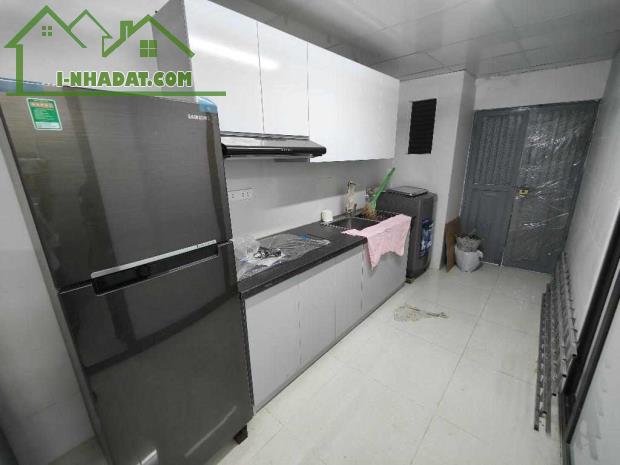 Bán Nhà Thái Thịnh, 65m2  2PN SĐCC Mặt Ngõ Thông Kinh Doanh Chỉ 3.2 Tỷ - 2