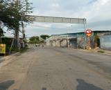 Ngộp Bank gấp bán nhà xưởng QL22, 175m2, ngang 10,8m , Đường xe Container chạy quanh.