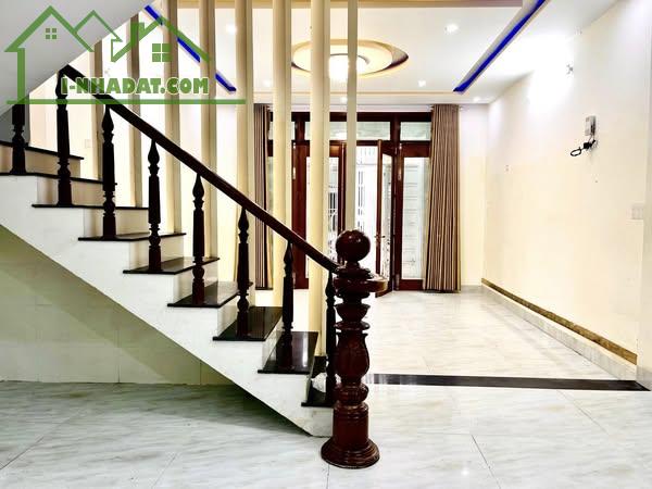 Nhà 4 tầng -Gần biển Mỹ Khê-Phạm Cự lượng - Giá chỉ 5,9 tỷ . - 1