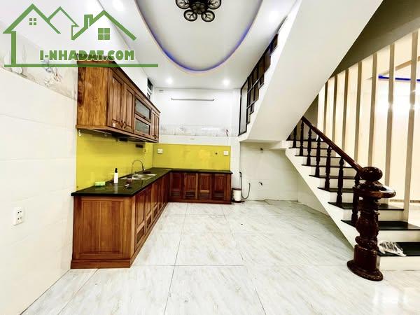 Nhà 4 tầng -Gần biển Mỹ Khê-Phạm Cự lượng - Giá chỉ 5,9 tỷ . - 2