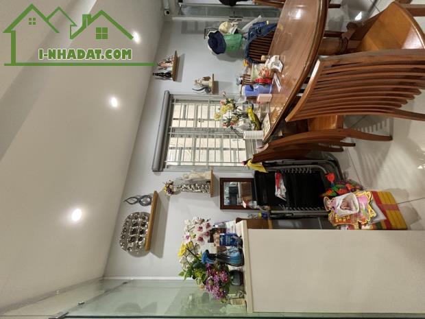 KHU VIP HUỲNH VĂN BÁNH, HẺM XE HƠI 6M, 85M2, NHÀ 5 TẦNG, NGANG 4.1M, 9PN, CHỈ NHỈNH 17 TỶ - 4