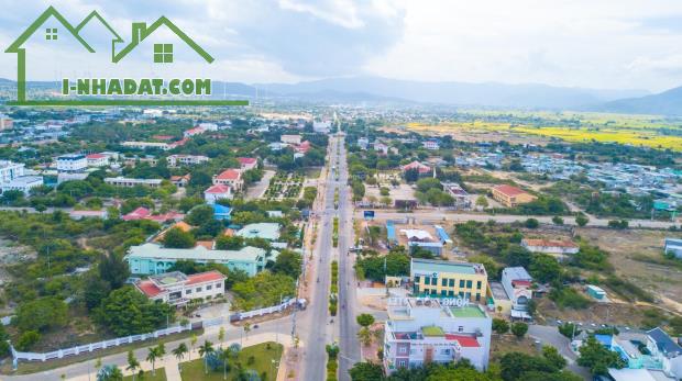 BÁN NHANH: Lô Đất Biển Tuy Phong, Bình Thuận – Giá Chỉ 240 Triệu, Thổ Cư 100%!