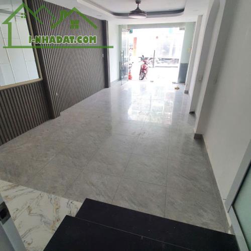 Bán nhà MT Phạm Thế Hiển, Quận 8, 4x13, 2 tầng, 6,5 tỉ
