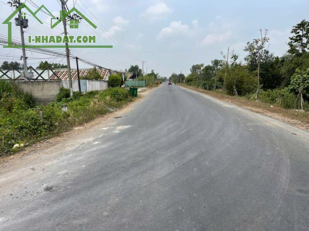 3129m2 đất vườn thích hợp xây kho bãi ở xã Lương Hòa, Bến Lức giá 8,5 tỷ