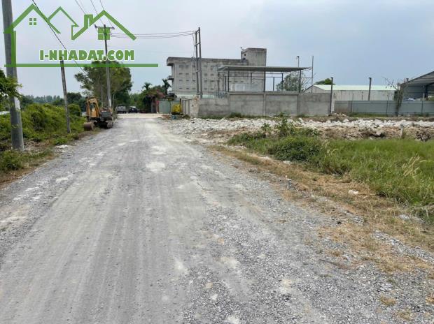 3129m2 đất vườn thích hợp xây kho bãi ở xã Lương Hòa, Bến Lức giá 8,5 tỷ - 2