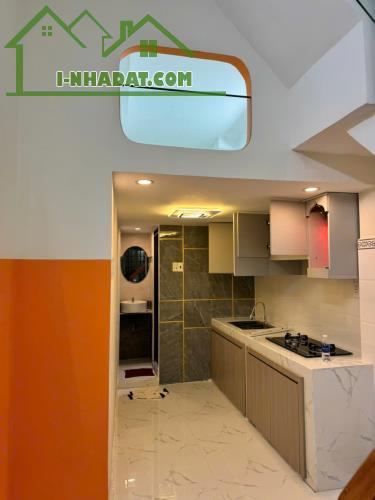 Nhà hẻm thẳng lửng, lầu 2.9*9m Đông Hồ P4Q8 - 1
