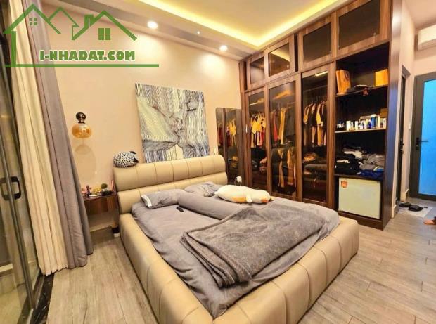 Bán CHDV HXH thông Huỳnh Văn Bánh, Phú Nhuận, 4 Tầng, 52m2, 7pn, TN 500tr/năm, 10.7 Tỳ - 4