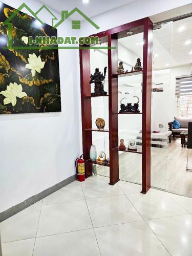 SIÊU HIẾM-NHÀ CHÙA LÁNG PHÂN LÔ OTO VÀO NHÀ DÂN XÂY, 2 MẶT NGÕ OTO, GẦN HỒ 50m2x5T_15,9TỶ - 1