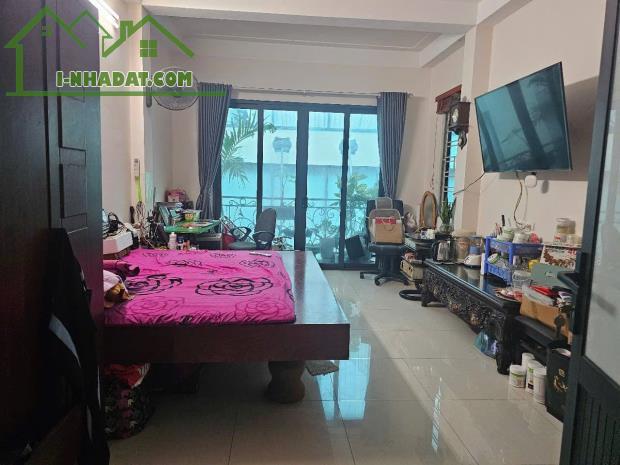 Cần bán nhà phố Thái Thịnh lô góc, mặt ngõ 37m 5 tầng, mt 3,9m giá 7,9 tỷ - 2
