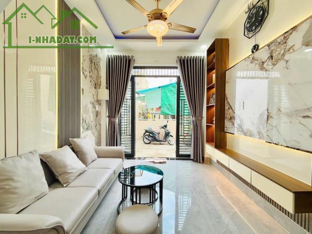 Chỉ 3.45 Tỷ TL! 30M², 2 Tầng/2P.Ngủ, Dương Quảng Hàm Gò Vấp! NGAY ĐH VĂN LANG! - 1
