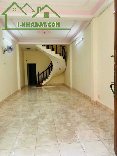Cho thuê nhà 4 Tầng,4Pn,HXT Kênh Tân Hoá, Phú Trung,Tân Phú,Giá 17Tr/Th