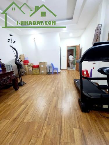 Gấp bán nhà mặt tiền,đường số 6,bhha,bình tân (5x19x3 Tầng)  tặng nội thất 8.8ty tl - 2