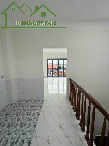 HÀNG ĐỘC LÔ GÓC – 50M2 – Ô TÔ ĐỖ CỬA – NHỈNH 3 TỶ - SÁT HÀ ĐÔNG