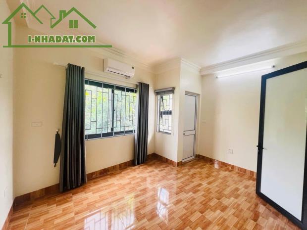 Bán nhà Gia Quất, Thượng Thanh 42m x 4T cách 1 nhà ra đường 17m, gần cv, chỉ 5 tỷ 6 có - 2
