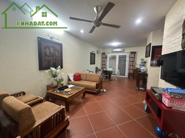 Bán biệt thự Tây Hồ,sân vườn, diện tích 110m2,giá 33 tỷ - 4