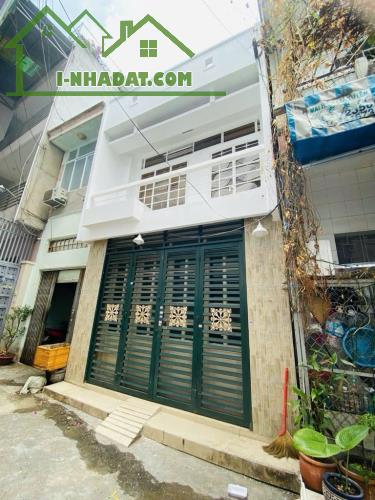 NGAY NGÃ TƯ BẢY HIỀN - 44M2 ( 4,2 X 11 ) - 2 TẦNG - 2PN - HẺM XE HƠI - HOÀN CÔNG ĐẦY ĐỦ - - 1