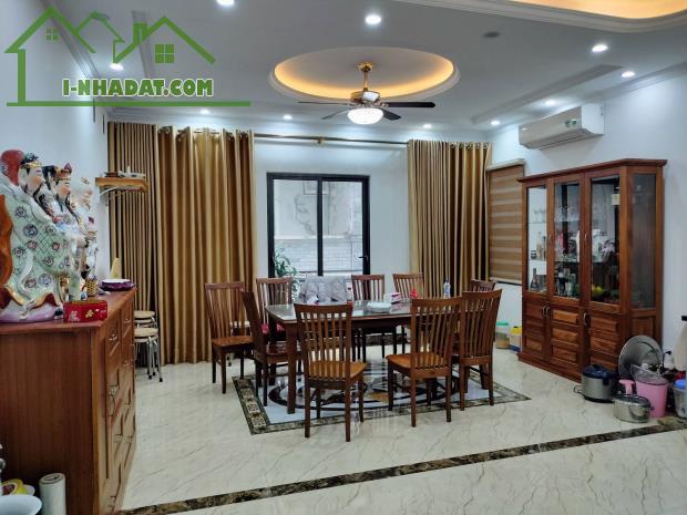 Ngọc Thụy, Bán Nhà Vị Trí Đẹp Lô Góc, 5 Tầng Thang Máy, 51m2, Ôtô Vào Nhà, Kinh Doanh Đỉnh - 2