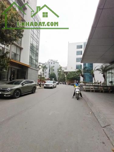 BÁN NHÀ LIỀN KỀ KHU FAFIM NGÃ TƯ SỞ  5TẦNG X 5,5M QUẬN THANH XUÂN - HÀ NỘI - 1