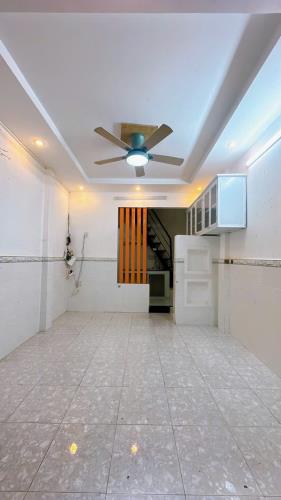 BÁN NHÀ TÔN THẤT THUYẾT. 19M2. 3.3MX5.5M. 2 TẦNG KIÊN CỐ. HẺM GẦN 2.5M.CÁCH HẺM XE HƠI 80M - 3