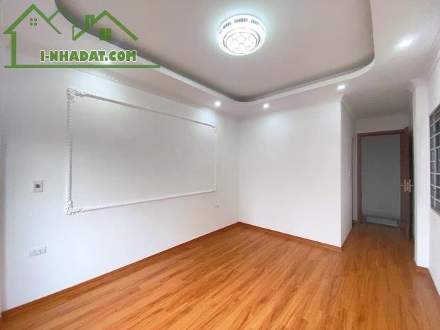 HÀNG HIẾM KHÔNG CÓ NHÀ THỨ 2- THANH LÃM ( HÀ ĐÔNG ) -DT 42m2. GIÁ 4 TỶ ( NHỈNH XÍU ) - 2