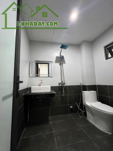 HÀNG HIẾM KHÔNG CÓ NHÀ THỨ 2- THANH LÃM ( HÀ ĐÔNG ) -DT 42m2. GIÁ 4 TỶ ( NHỈNH XÍU ) - 4