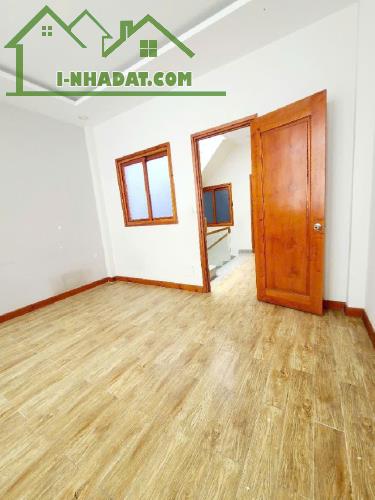 Chợ Ông Địa, 47m2, 3 tầng Đúc, 15m ra đường xe tải, Nhỉnh 6 Tỷ - 2
