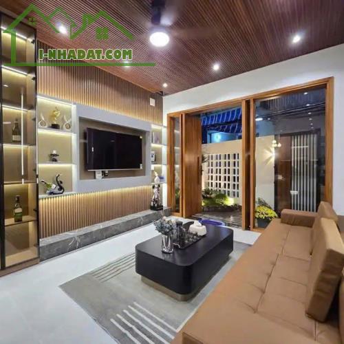 Bán nhà hẻm xe hơi Bông Sao, Quận 8 118m² chỉ 6 tỷ Đầu tư sinh lời cao - 1