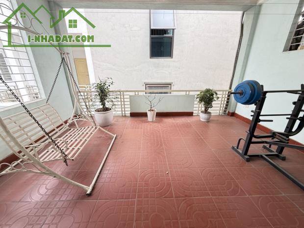 Bán nhà 50m2 quận Bắc Từ Liêm, Gần oto, An sinh tốt, 2 thoáng, Tặng nội thất, Nhà đẹp - 5
