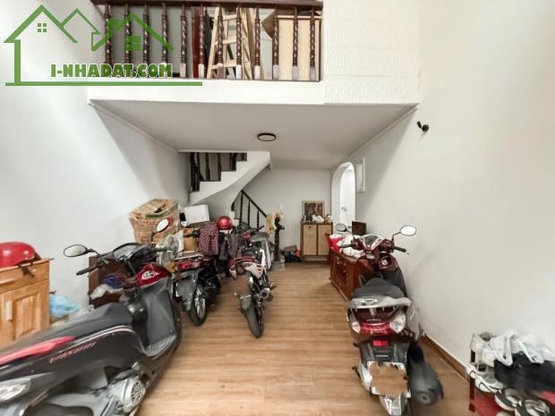 5 TỶ HƠN - NHÀ ĐẸP PHAN XÍCH LONG, P.4, PHÚ NHUẬN – 36M² – 4 TẦNG 3PN - FULL NT -  SẴN DT - 1