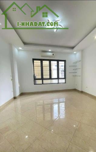 🔥CHỦ CẦN BÁN GẤP NHÀ 4 TẦNG - THẠCH BÀN - CHỈ 5.8 TỶ🔥 🏡 NHÀ ĐẸP - NGÕ Ô TÔ - 4