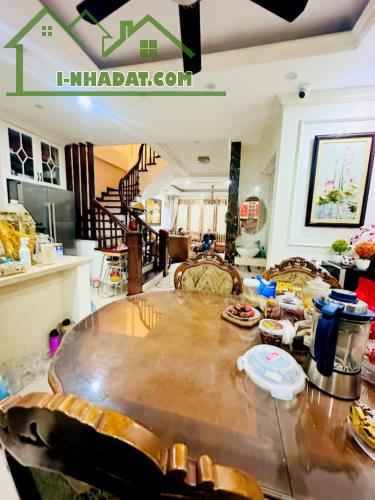 LK Fafim Nguyễn Trãi - Ngã Tư Sở thang máy - 2 thoáng trước sau 92m2*5t mt 5.5m giá 37.5 t - 3