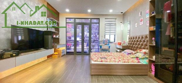 👉 NHÀ MỚI KENG - KHU PHÂN LÔ ĐỒNG BỘ - SÁT TÂN BÌNH - 5 TẦNG - 50M2 - NGANG 4.5M - 4