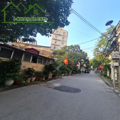 🔥 Bán đất vị trí đắc địa - Mặt trục chính Đặng Xá, Gia Lâm, Hà Nội - 4 tỷ x! 🔥 - 1