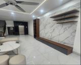 bán nhà phố TRƯƠNG ĐỊNH , XE BA GÁC ĐỖ CỔNG 42m2 x 5 tầng , giá chòa hơn 8 tỷ ( còn bớt ).