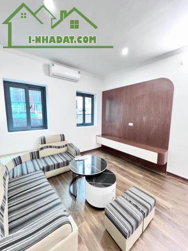 🌼 BÁN NHÀ TẬP THỂ PHỐ TRƯƠNG ĐỊNH - Ô TÔ GẦN NHÀ- 20/55M2 - 2 TỶ - 2