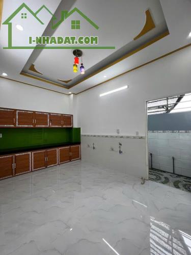 Bán Nhà 1L đường xe hơi, SHR, 81m2, gần Uỷ ban Hưng Long - 2