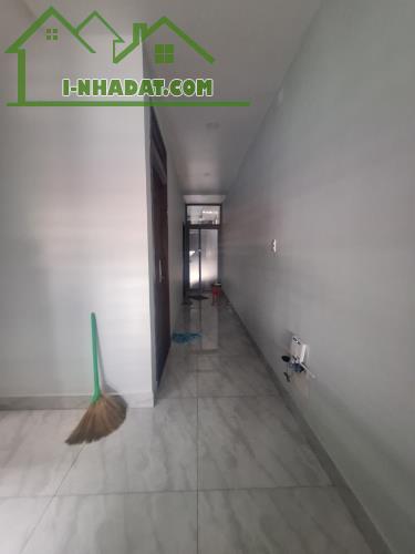 Nhà 5 tầng Mặt tiền Phạm Văn Đồng, - 5