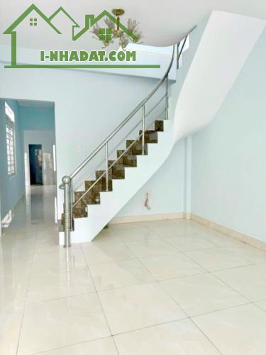 Bán nhà mặt phố Linh Xuân, Thủ Đức, 90m², 4.4 tỷ, sổ hồng - 2