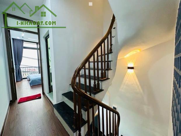 Bán Nhà Nguyễn Trãi 37m² 5 Tầng - Vị Trí Đẹp - Gần Phố - Full Nội Thất Xịn Sò - Chỉ 5.85 - 1