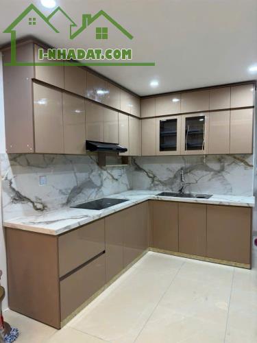 Nhà Chu Văn An, 4 tầng, 30m2, thuận tiện kinh doanh - giá 4,55 tỷ - 2