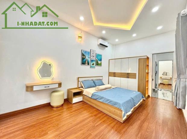 Nhà Chu Văn An, 4 tầng, 30m2, thuận tiện kinh doanh - giá 4,55 tỷ