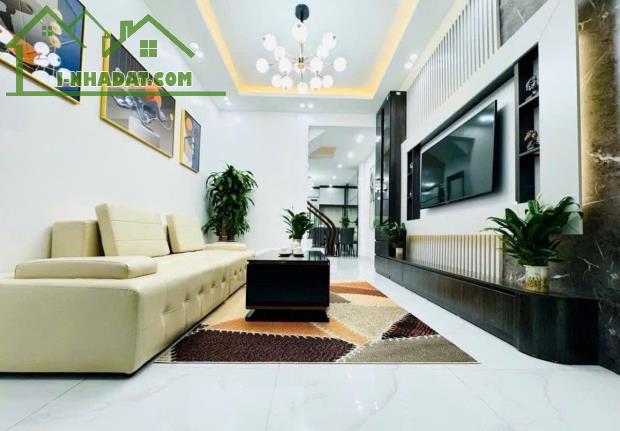 Bán nhà 65m2, Nguyễn Trãi, Thanh Xuân, Ô TÔ, 2 mặt ngõ, vỉa hè, KD, thang máy, 15,8 tỷ. - 2