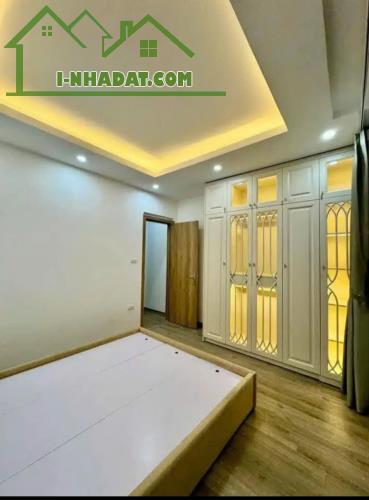 SIÊU HIẾM  ,Bán nhà Ái Mộ- Bồ Đề ngõ nông ,thông ,gần phố 42m2, nhỉnh 7 tỷ - 3