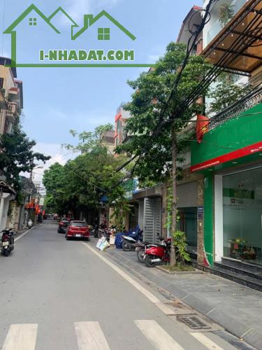 Phân lô Kim Giang (Hoàng Đạo Thành), Vỉa hè, Ô tô tránh, dt 60m, 4T, MT 4m. Giá 16.3 tỷ.