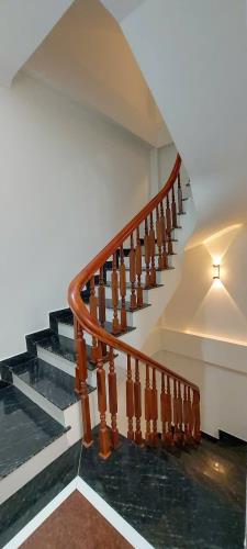 Phân lô Lạc Trung, Oto tránh, Vỉa hè, Ngõ thông, 6 tầng TM. DT 45m, MT 4m. 16.3 tỷ. - 1