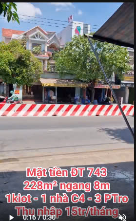 Mặt tiền đường ĐT 743 - P. Bình Hòa, Tp. Thuận An
