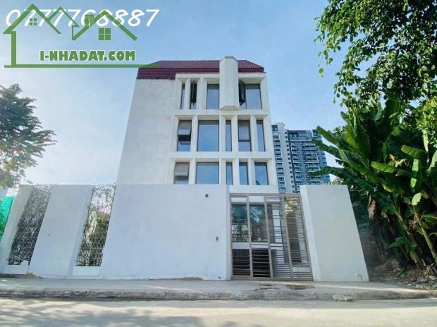 Bán gấp tòa nhà hầm 5 tầng, 240m2 Thạnh Mỹ Lợi cách sông, CC One 500m - 1