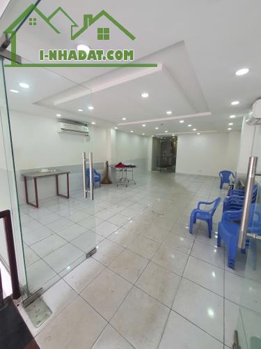 Cho thuê mặt bằng tầng trệt tòa nhà 300 nhân sự giá chỉ 13.5tr - 2