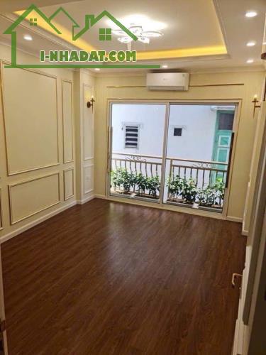 MỸ ĐÌNH - VỊ TRÍ CỰC ĐỈNH - NHÀ DÂN XÂY CHẮC CHẮN - 10M RA Ô TÔ - GIÁ 6.3 TỶ - 2