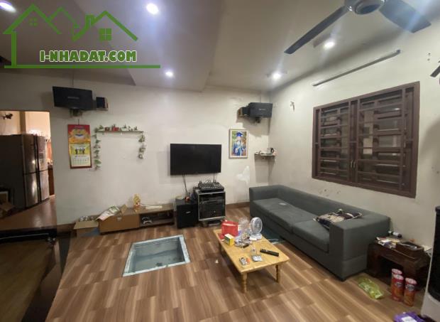 Nhà mặt tiền NGUYỄN XIỂN (2 mặt tiền), dt: 6,5 x 22, giảm từ 10,5 tỷ xuống 8,8 tỷ - 2
